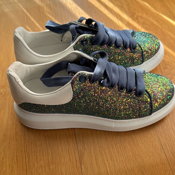 Alexander McQueen Women's Oversized Sneaker in Petrol Blue size 10 nwt - Picture 9 of 15